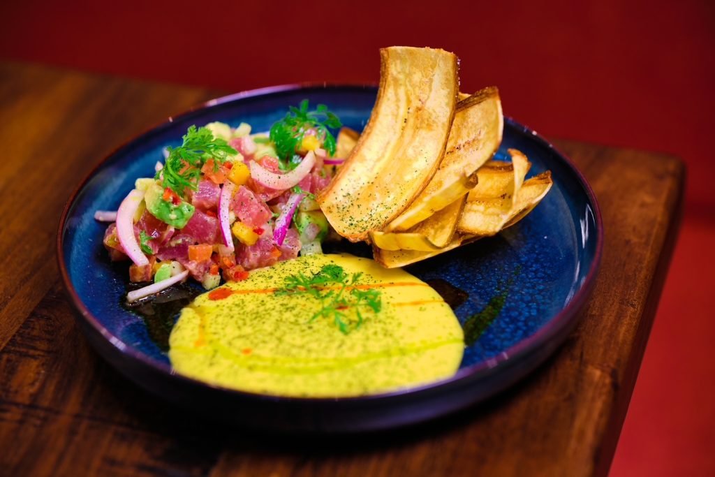 Tuna ceviche with plantain crisps and a saffron purée